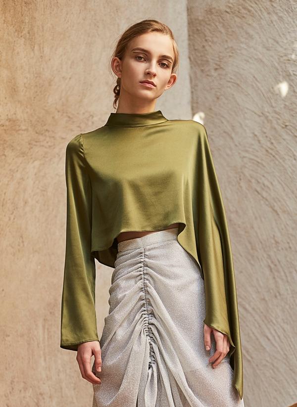 Silk Asymmetric Top